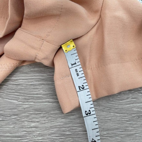 NWT - ASTR Pacific Pleated Paperbag 2.5' Inseam Shorts in Papaya - Size Small - Picture 14 of 16